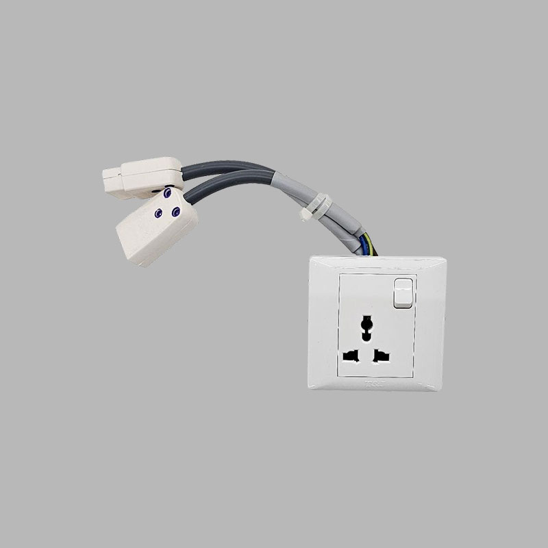 13AMP-Universal-Power-Socket 13AMP Universal Power Socket - Image 1